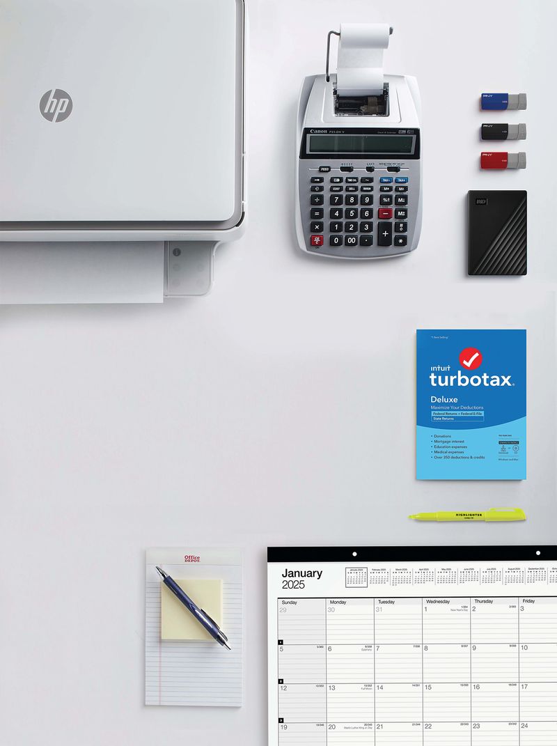 Brand Studio/Brand Photography/Accessories and Supplies/Taxes/SHOT_5_DEC_22_TAX_PREP_074_Edit_turbotax_2024