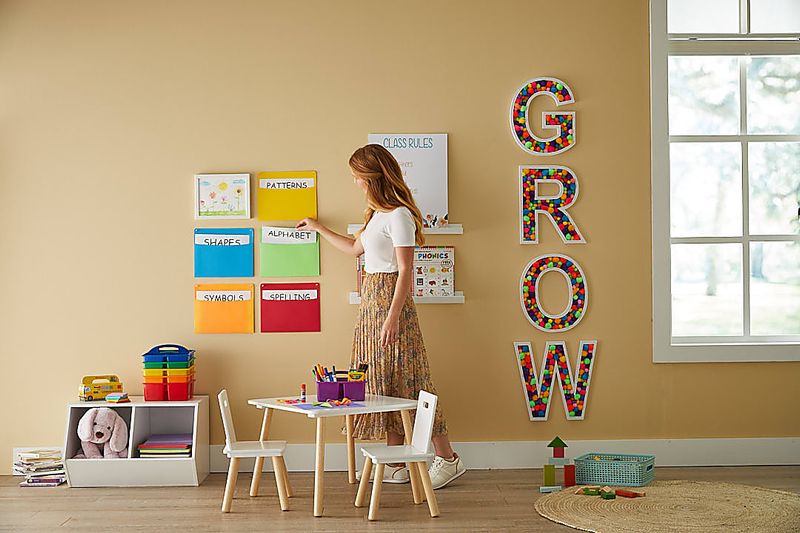 Brand Studio/Brand Photography/Lifestyle w_Model/AUG_22_CALMING_CLASSROOM_823