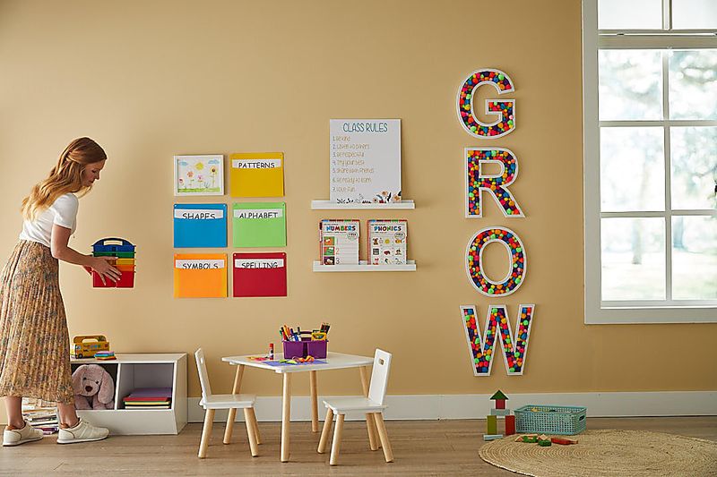 Brand Studio/Brand Photography/Lifestyle w_Model/AUG_22_CALMING_CLASSROOM_829
