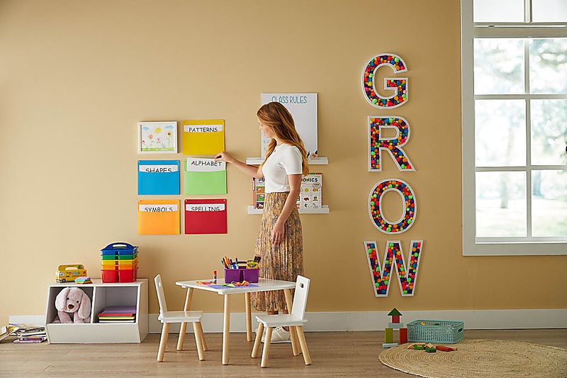 Brand Studio/Brand Photography/Lifestyle w_Model/AUG_22_CALMING_CLASSROOM_790