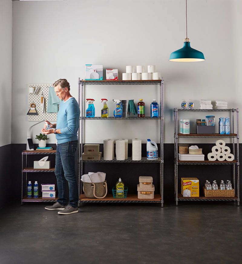 Brand Studio Limited Access/Assets to be Assigned/Archive/Creative Drive/March 2021/March_1_CleaningStorageRoom_387