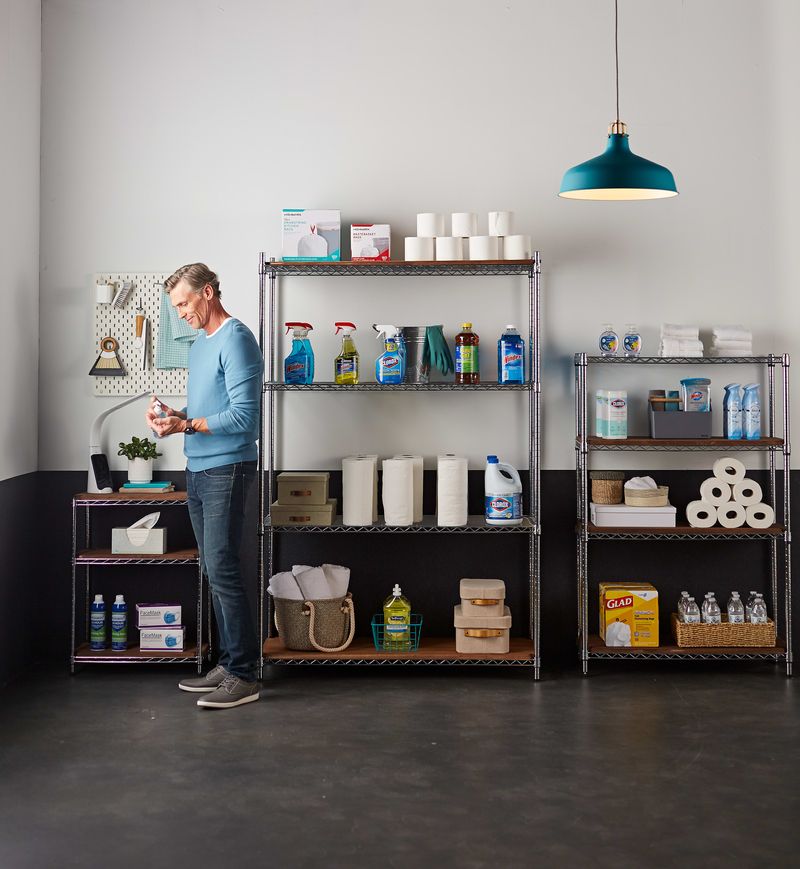 Brand Studio Limited Access/Assets to be Assigned/Archive/Creative Drive/March 2021/March_1_CleaningStorageRoom_392