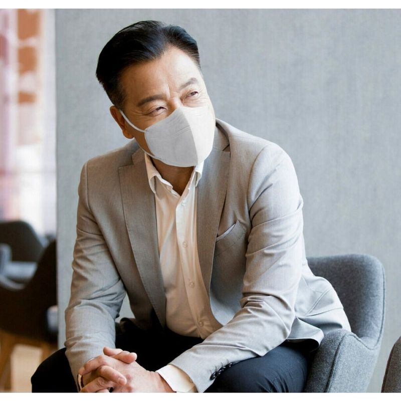 3M Advanced Filtering Face Mask  Recommended for Face  One Size Size  Airborne Particle Protection  Filter Comfortable Soft Breathable Lightw